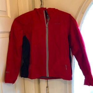 Craghoppers Kids Rain Jacket w/Hood.